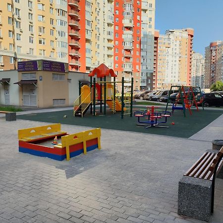 Luxapartment Kiev Luaran gambar