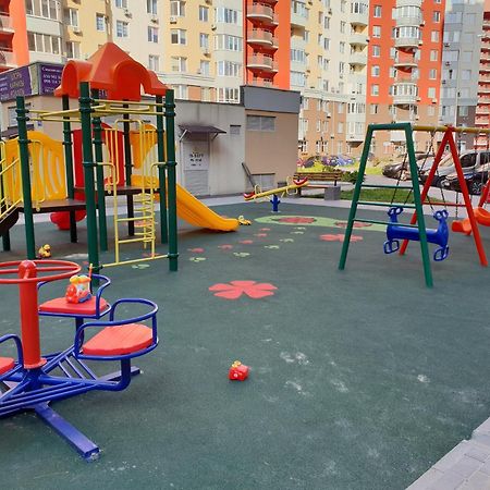 Luxapartment Kiev Luaran gambar