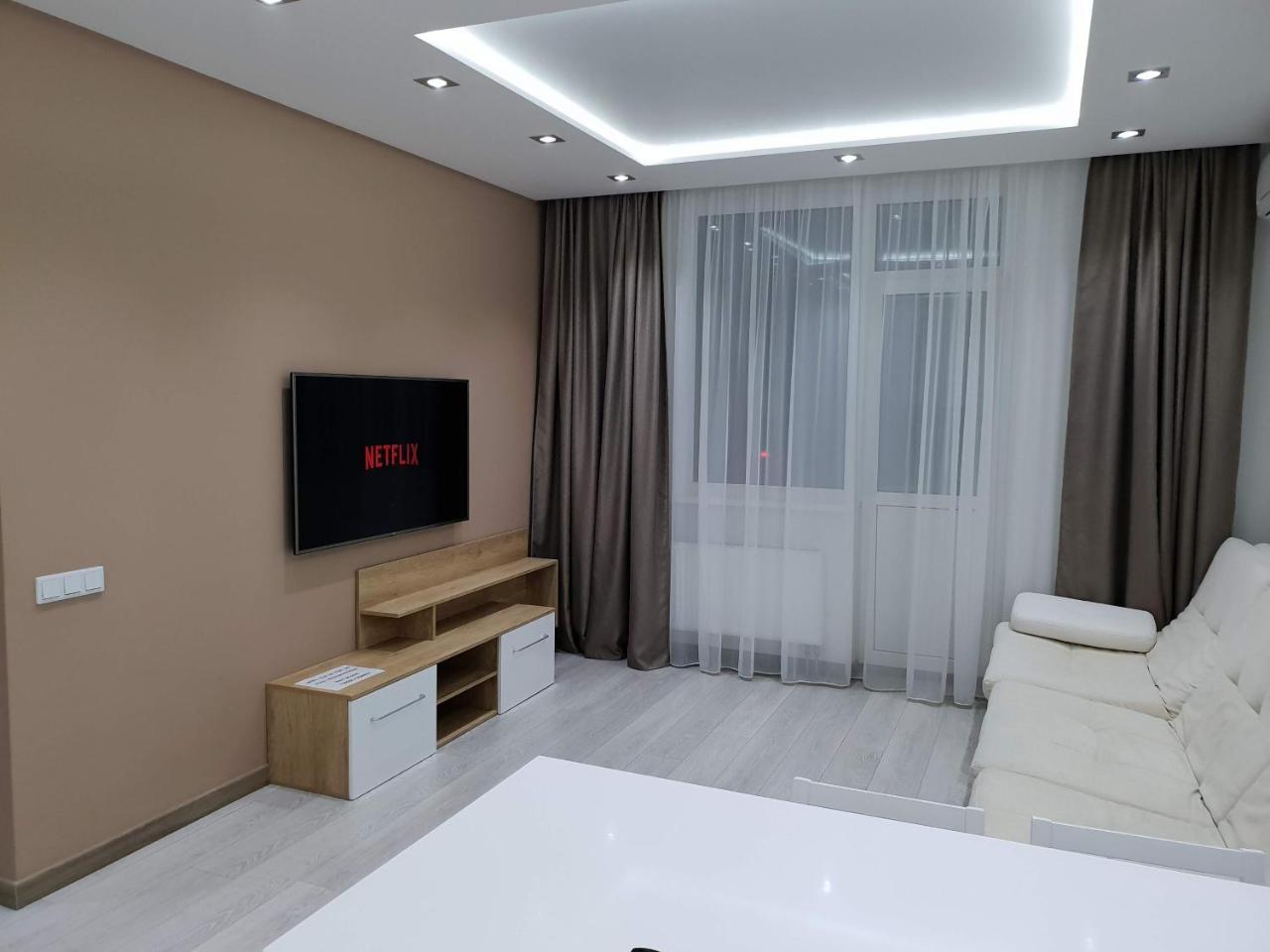 Luxapartment Kiev Luaran gambar